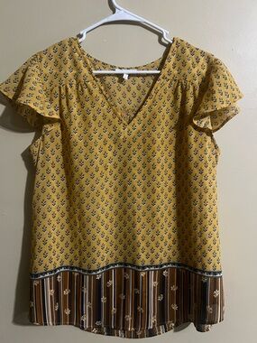 Maurices Yellow Floral V-Neck Flutter Sleeve Blouse with Striped Hem